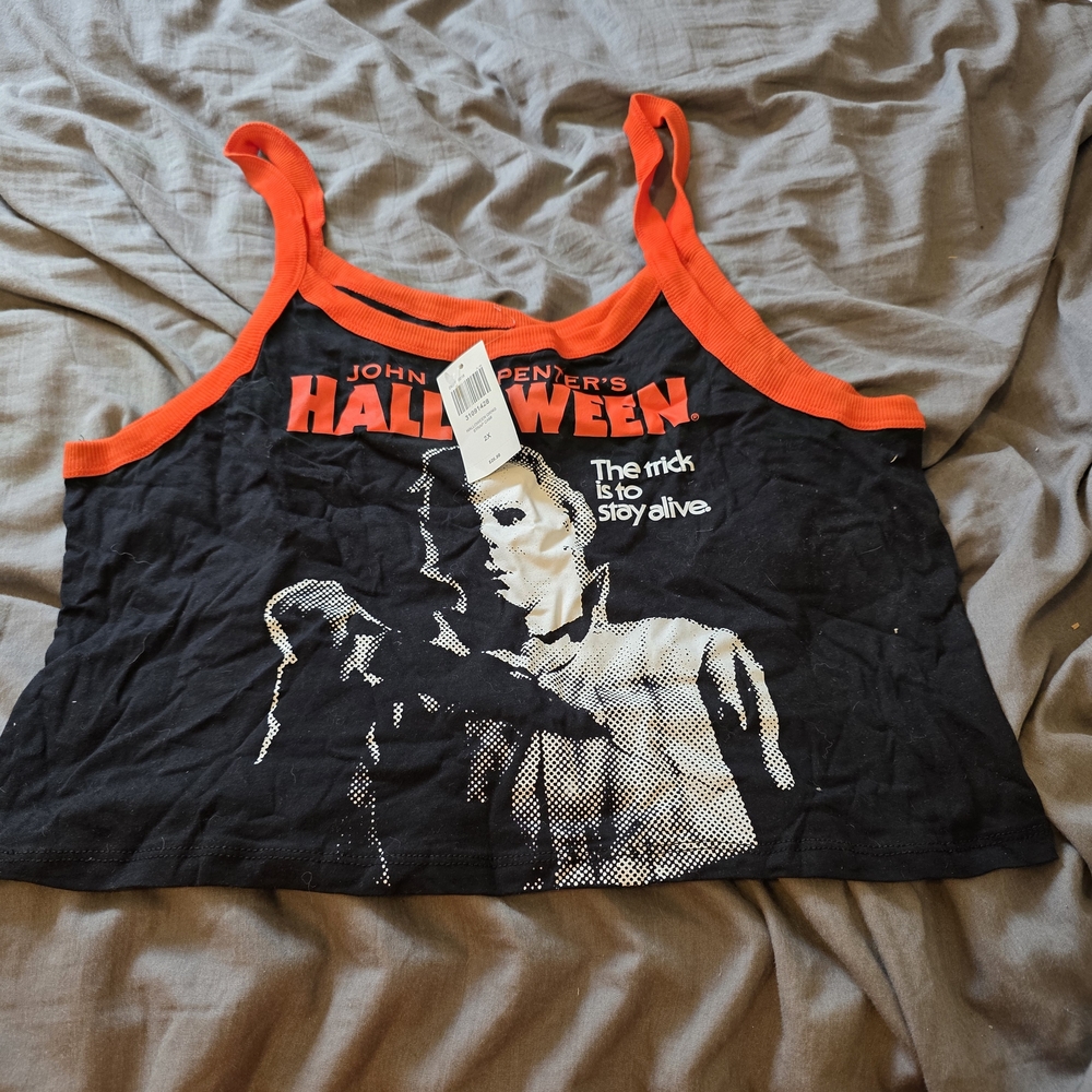 ******** SOLD DONT BUY SOLD  SOLD Hot Topic Black and Orange Halloween Crop Top